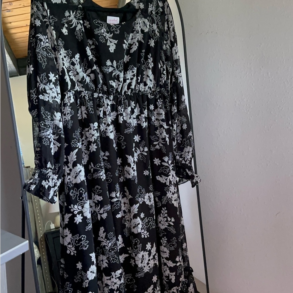 Isabel Maternity Black and White Floral Long Sleeve Dress